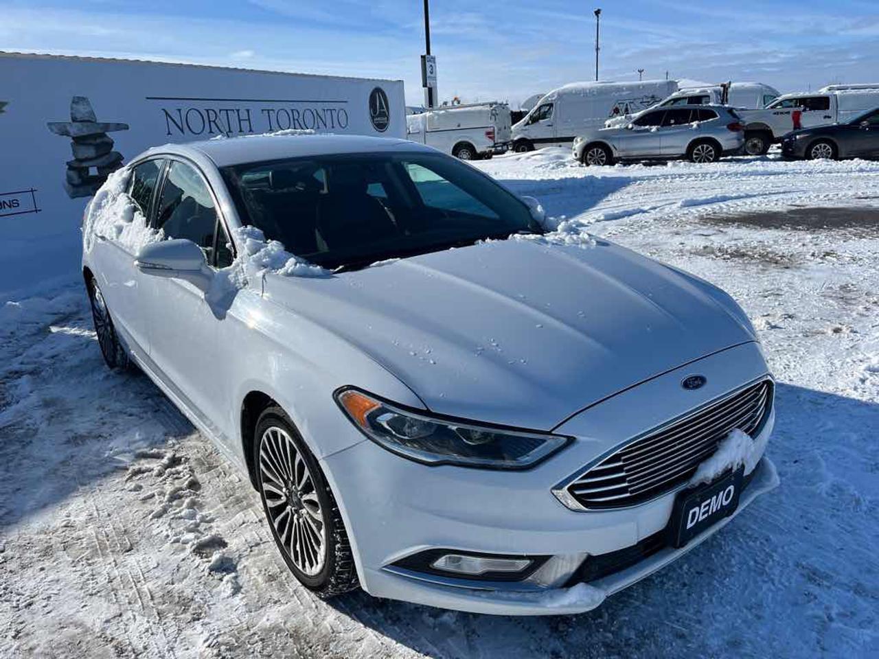 2017 Ford Fusion SE Photo2