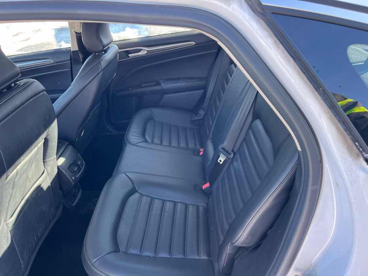 2017 Ford Fusion SE Photo