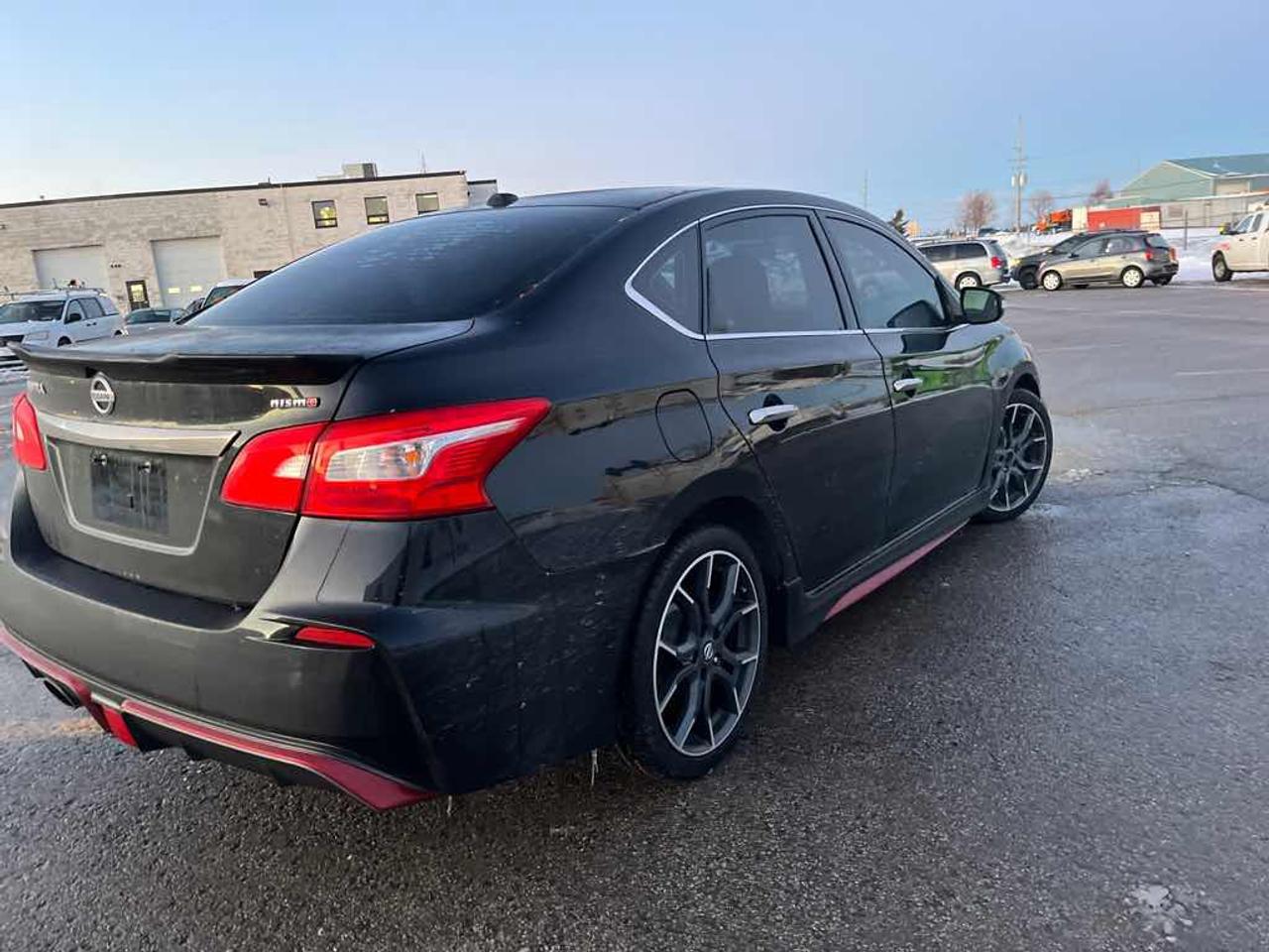 2017 Nissan Sentra NISMO Photo
