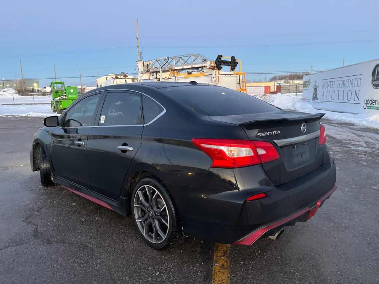 2017 Nissan Sentra NISMO Photo