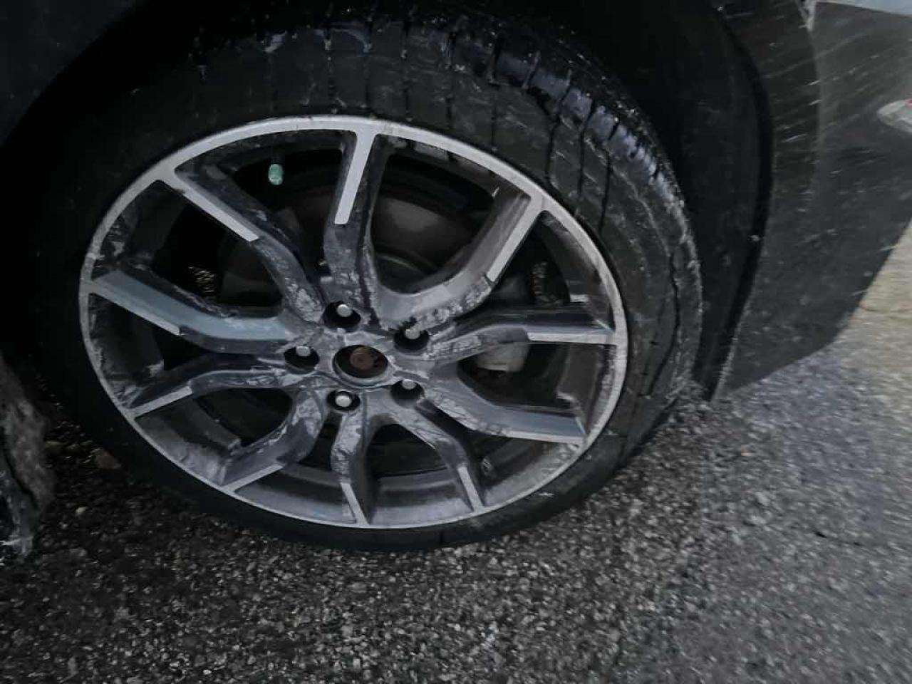 2017 Nissan Sentra NISMO Photo