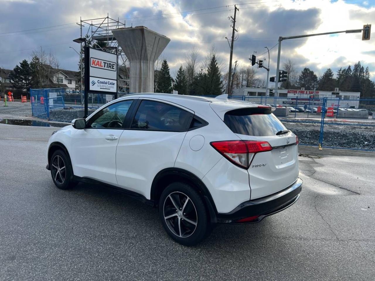 2019 Honda HR-V Sport AWD CVT - Photo #9
