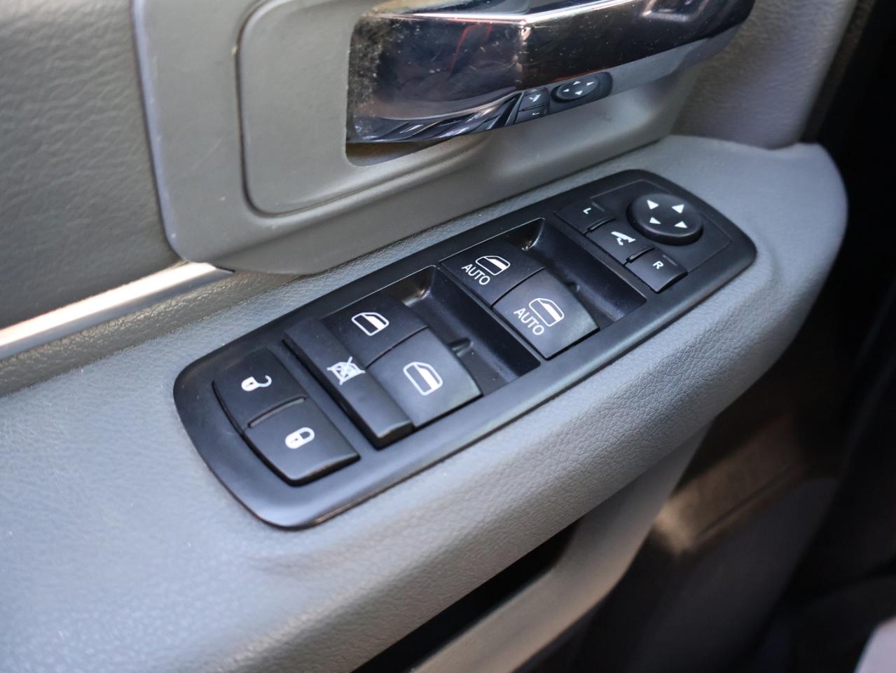 2017 RAM 1500 SLT-BIG HORN CERTIFIED 4WD *DIESEL*ACCIDENT FREE* CAMERA BLUETOOTH HEAT SEAT/STEERING CRUISE ALLOYS - Photo #27