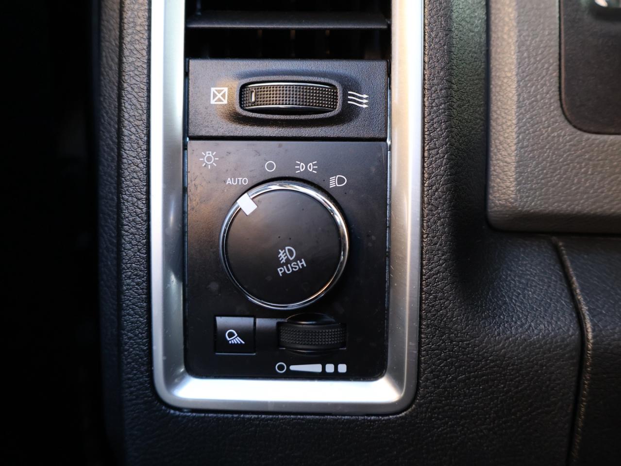 2017 RAM 1500 SLT-BIG HORN CERTIFIED 4WD *DIESEL*ACCIDENT FREE* CAMERA BLUETOOTH HEAT SEAT/STEERING CRUISE ALLOYS - Photo #32