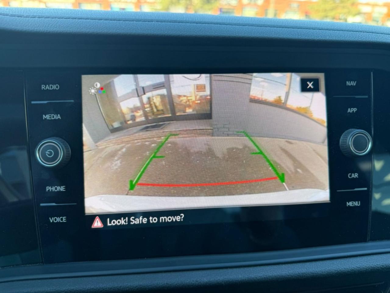 2024 Volkswagen Jetta GLI AUTOBAHN/ ONE OWNER/ SUNROOF/ NAVI/ WIRELESS CARPL - Photo #18