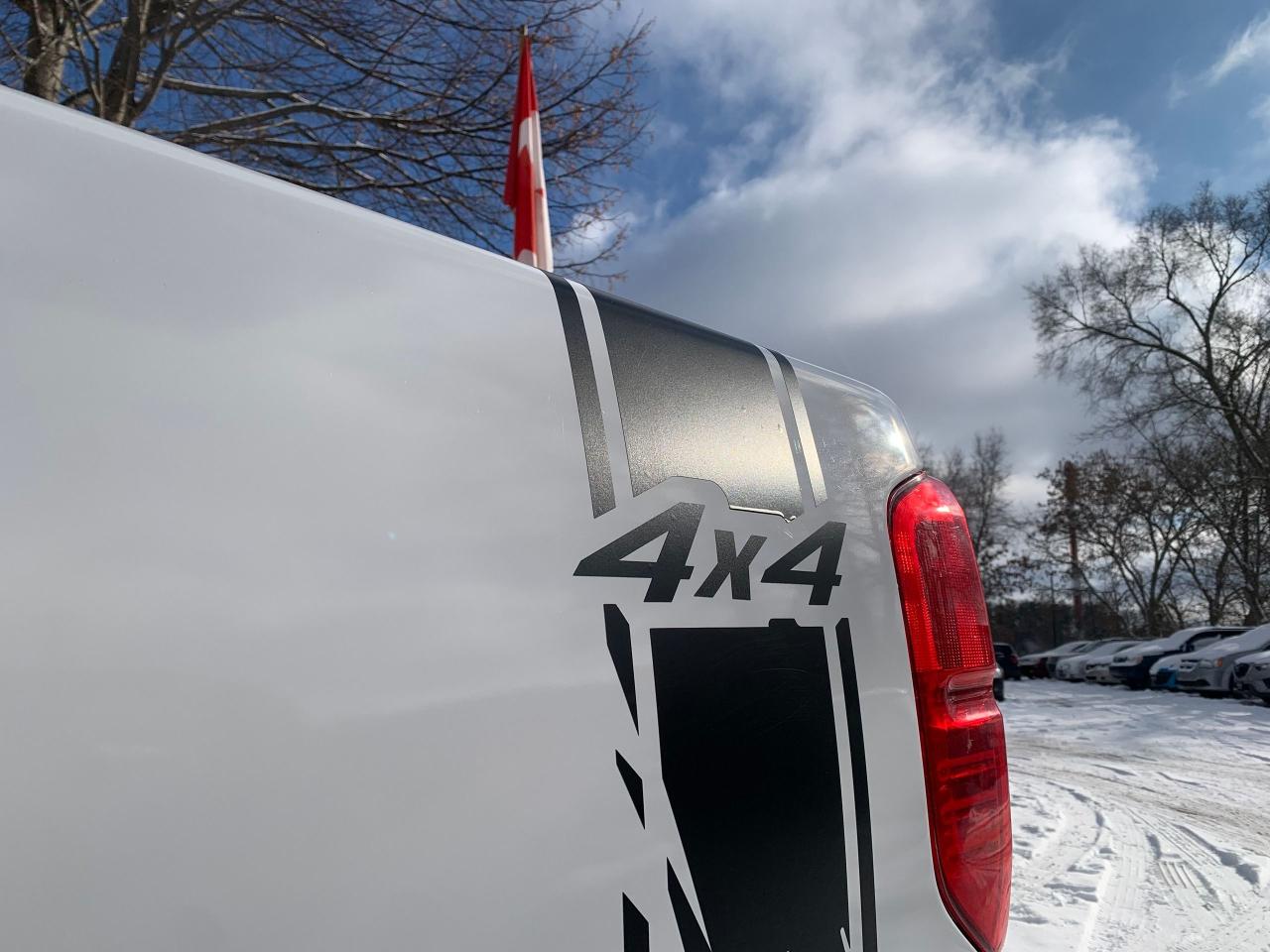 2012 Nissan Frontier SV Photo