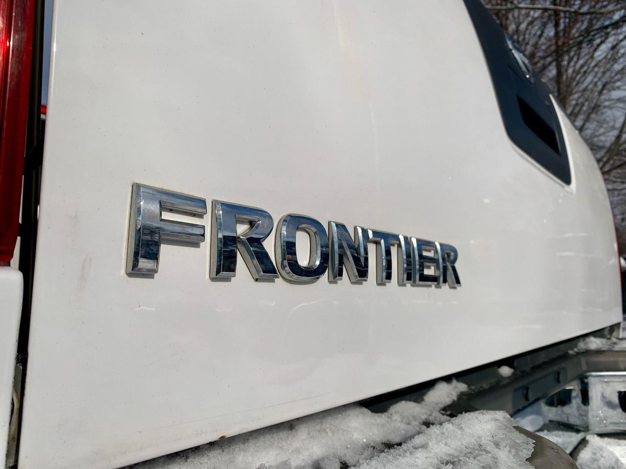 2012 Nissan Frontier SV Photo