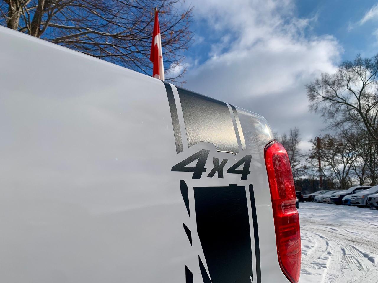 2012 Nissan Frontier SV Photo