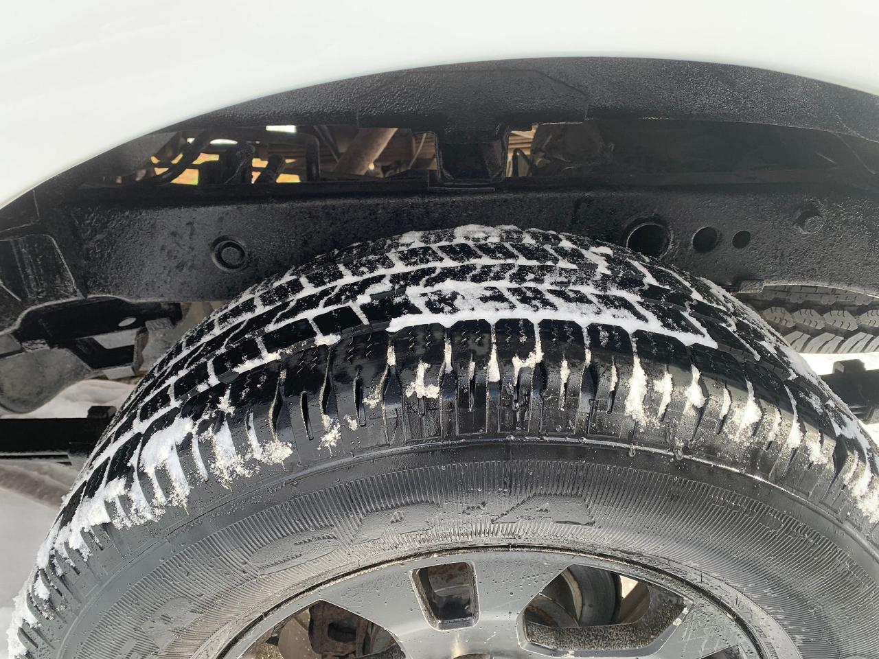 2012 Nissan Frontier SV Photo