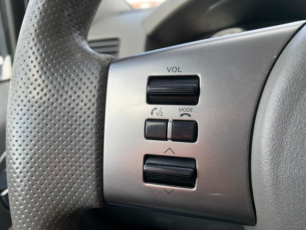 2012 Nissan Frontier SV Photo