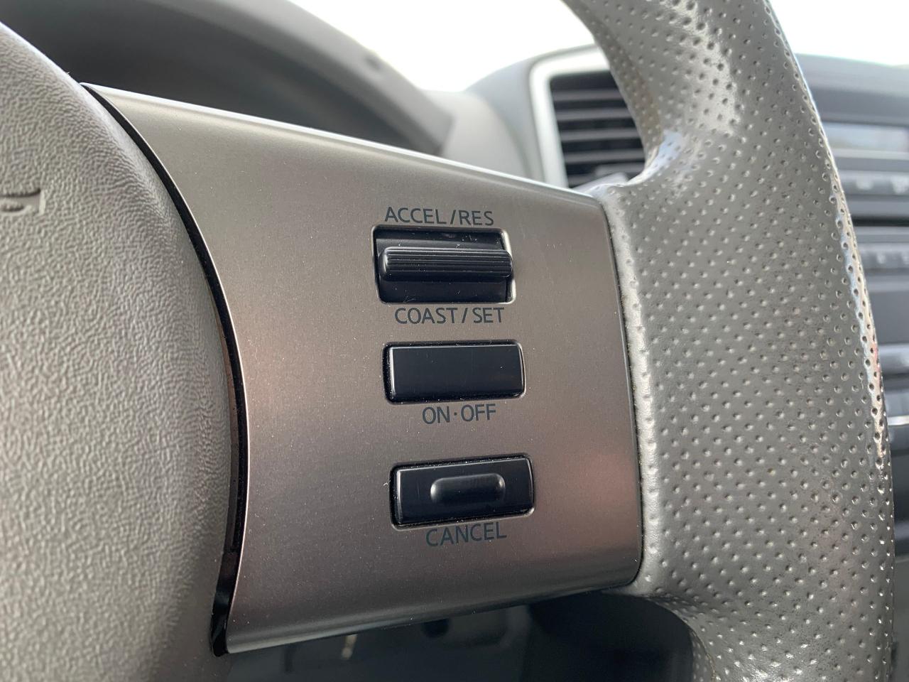 2012 Nissan Frontier SV Photo