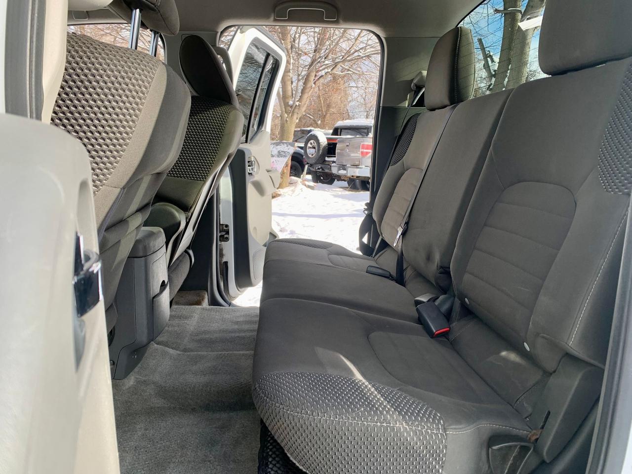 2012 Nissan Frontier SV Photo