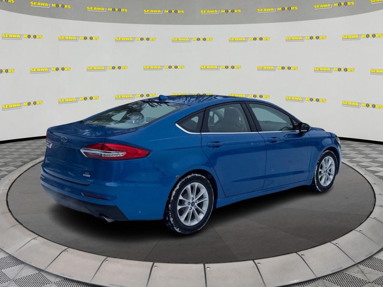 2019 Ford Fusion SE FWD - Photo #3