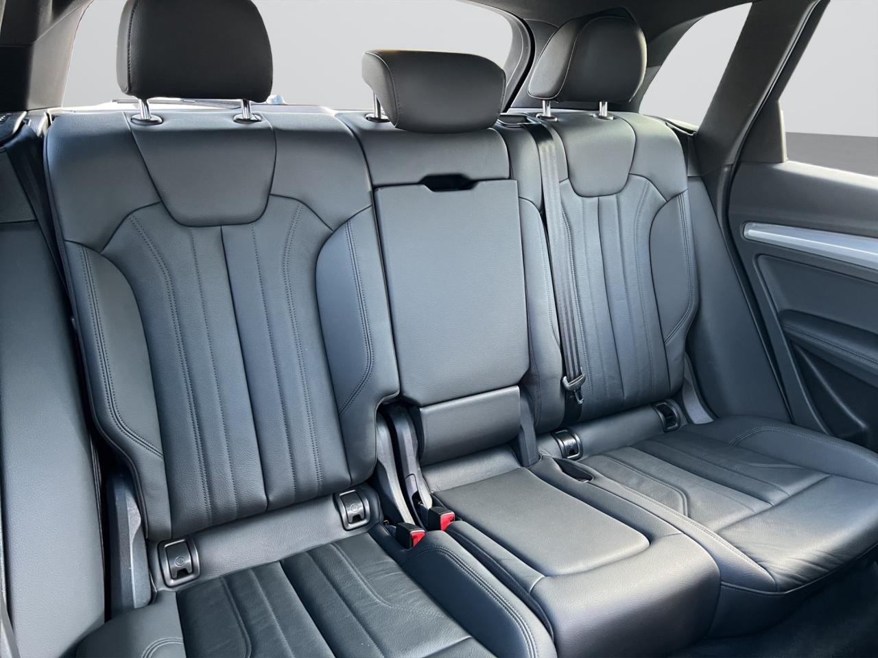 2020 Audi Q5 E-HYBRID - PROGRESSIV - QUATTRO - S-LINE - HYBRID !!! Photo