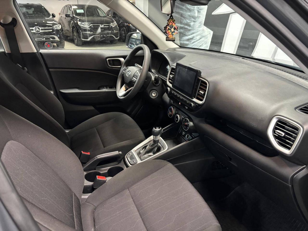 2024 Hyundai Venue Essential IVT w/Two-Tone $0 % DOWN FINANCE OAC Photo