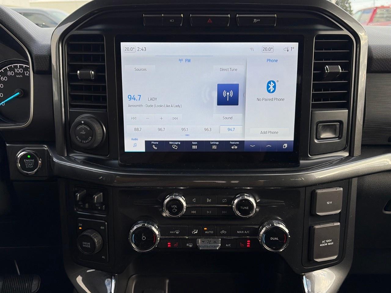 2022 Ford F-150 XLT 4WD SuperCrew 5.5' Box Photo