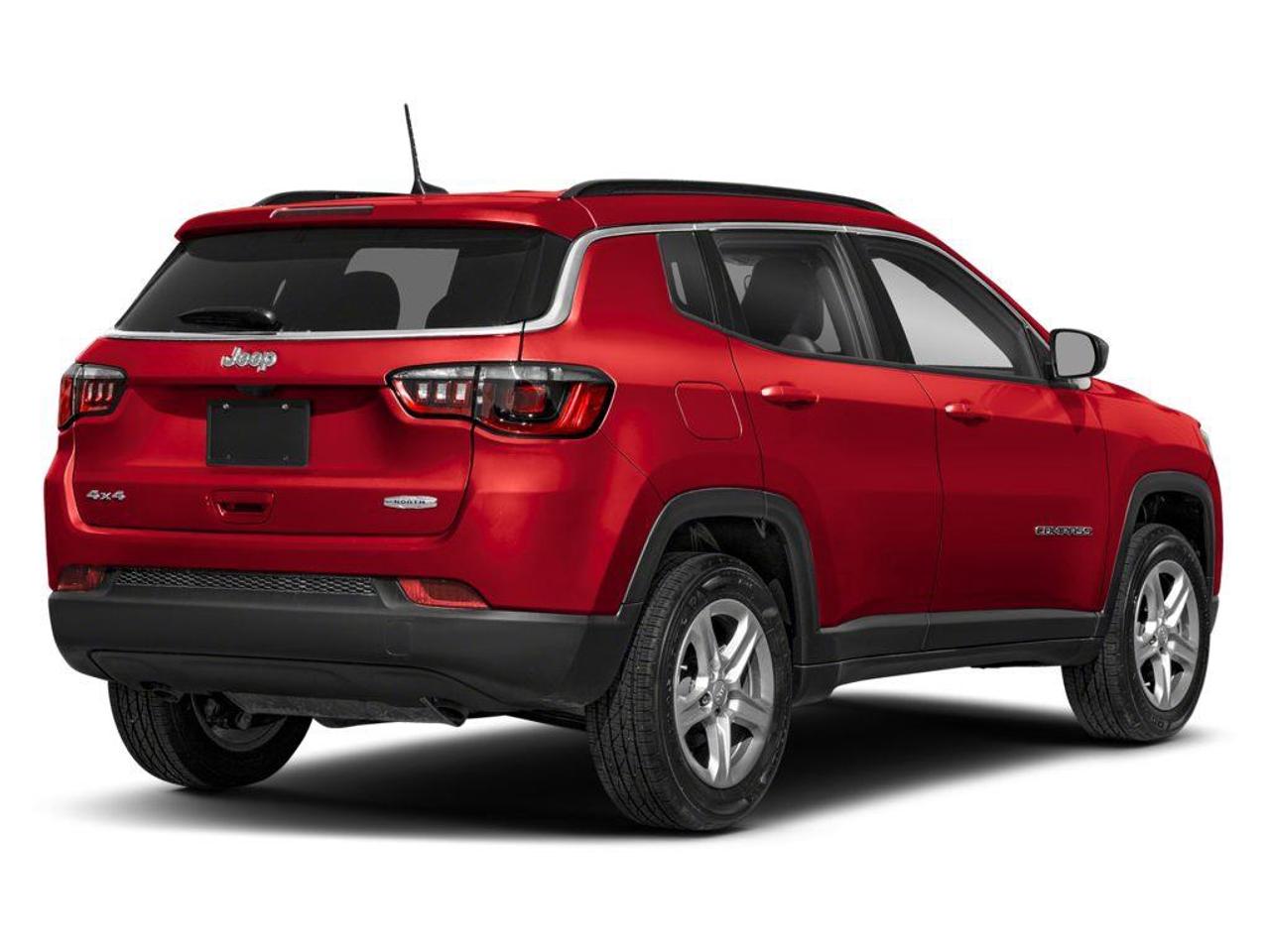 2026 Jeep Compass NORTH Photo2
