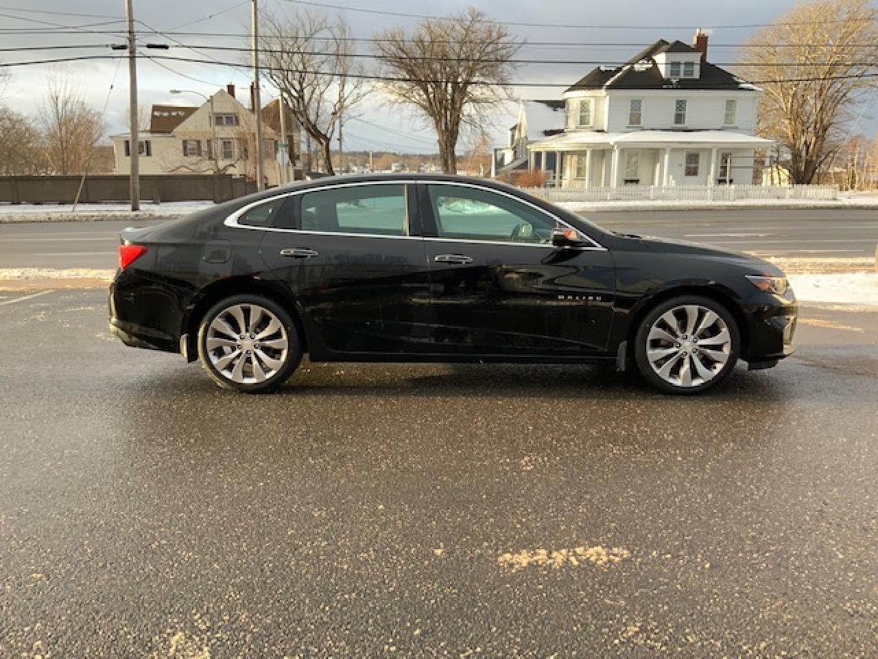 2018 Chevrolet Malibu Premier Photo