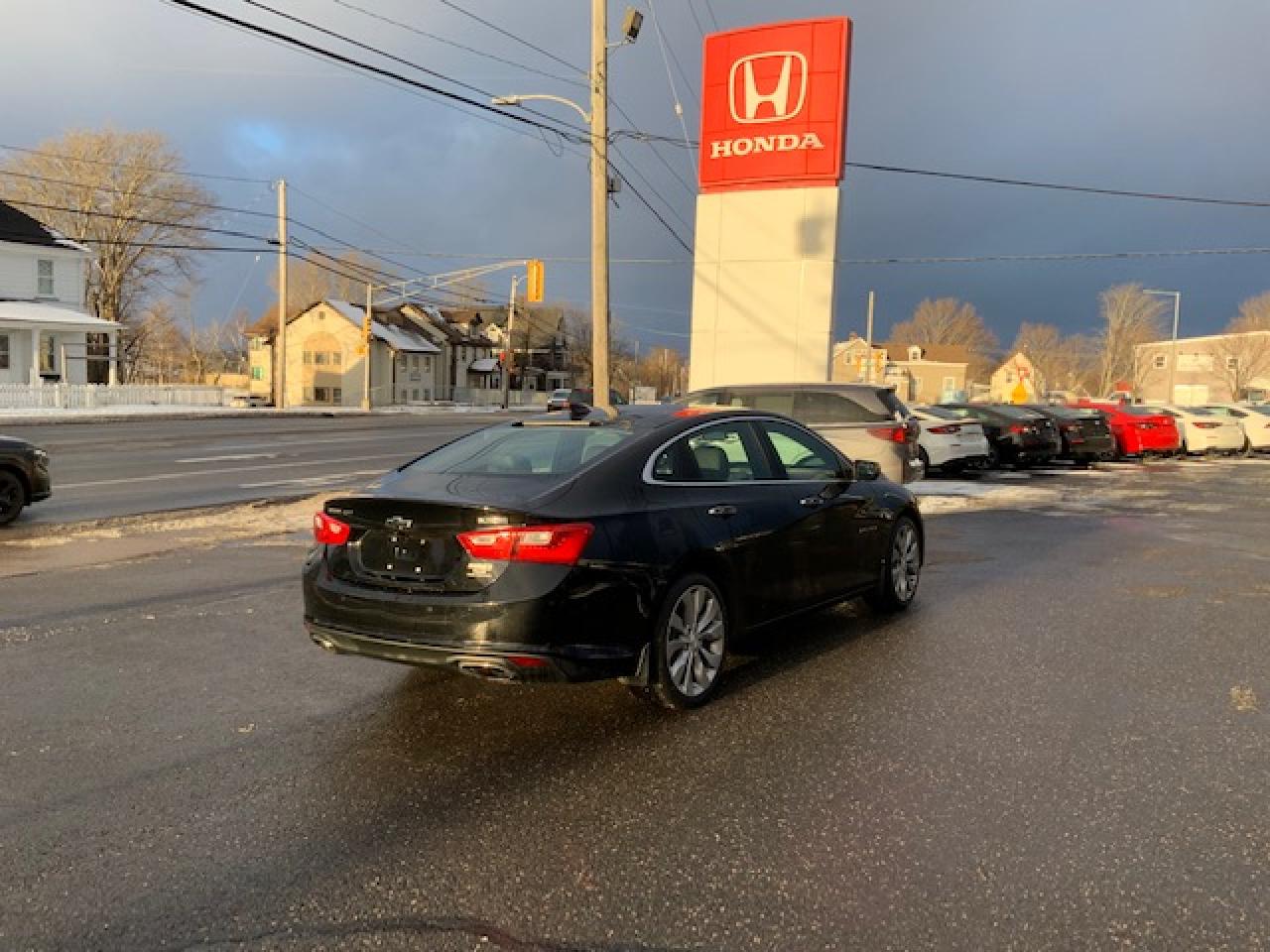 2018 Chevrolet Malibu Premier Photo