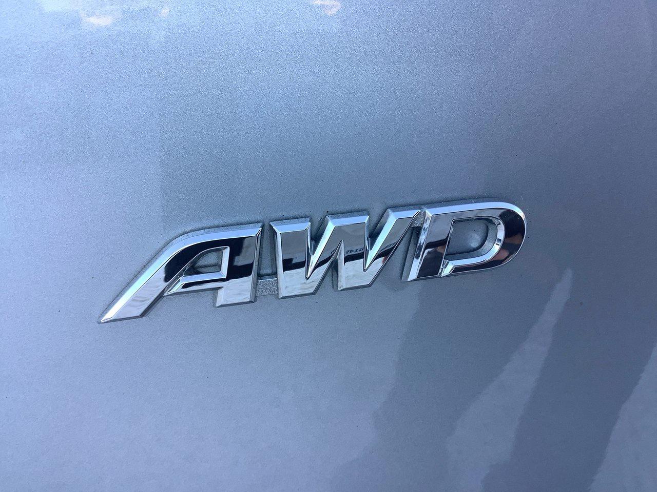 2023 Toyota Corolla Cross L Photo