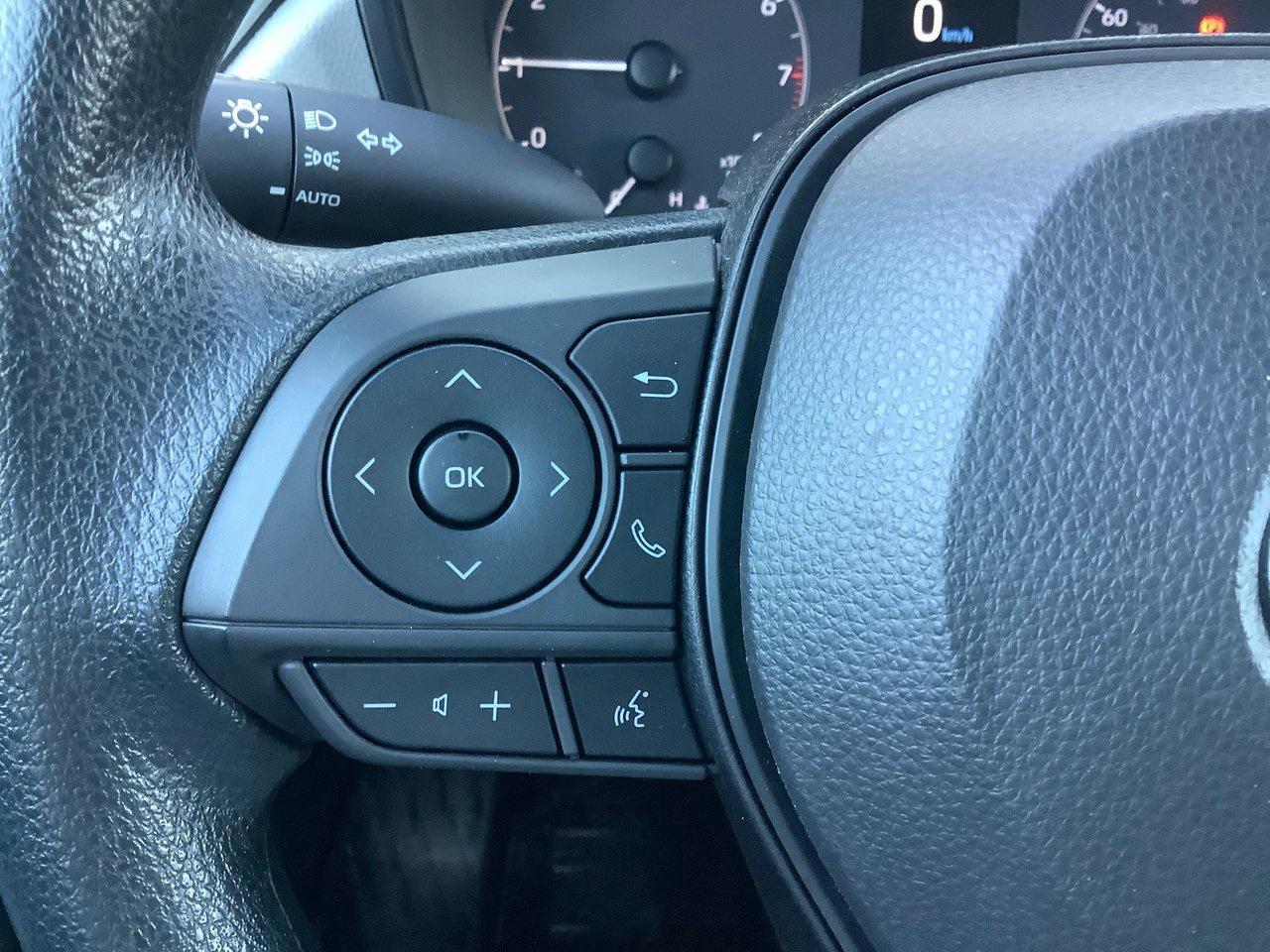 2023 Toyota Corolla Cross L Photo