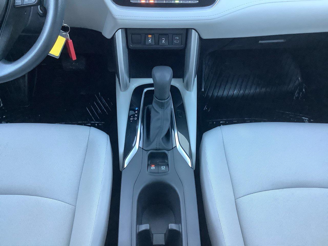 2023 Toyota Corolla Cross L Photo