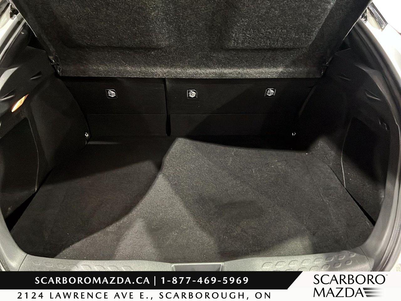 2022 Toyota C-HR Limited Photo