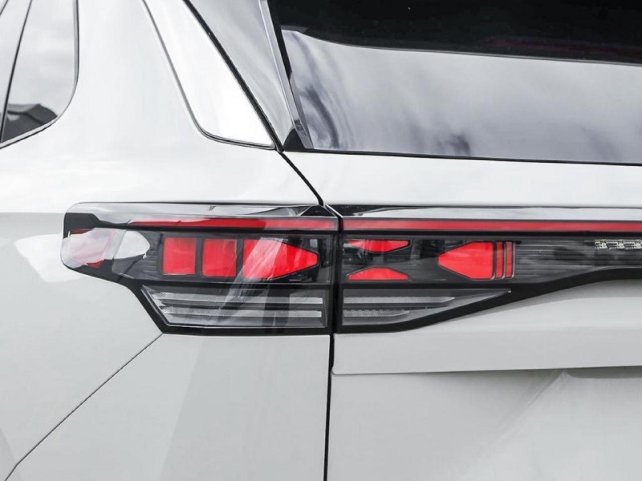 2026 Volkswagen Tiguan Highline Turbo R-Line Photo