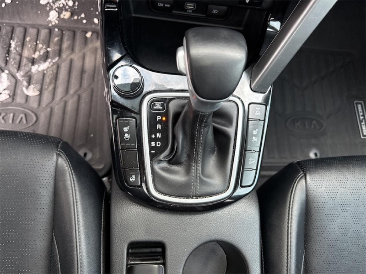 2021 Kia Seltos SX Turbo  Navigation GPS Photo