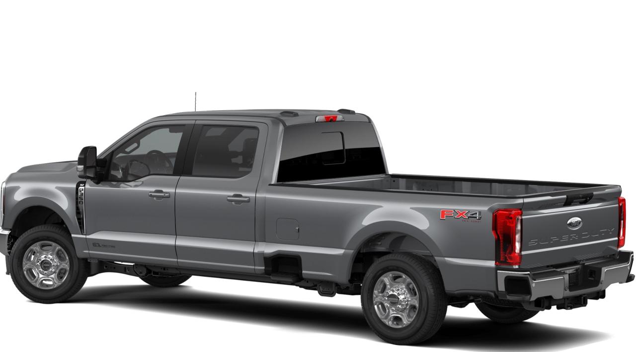 2026 Ford SUPERDUTY F-350® XLT Photo