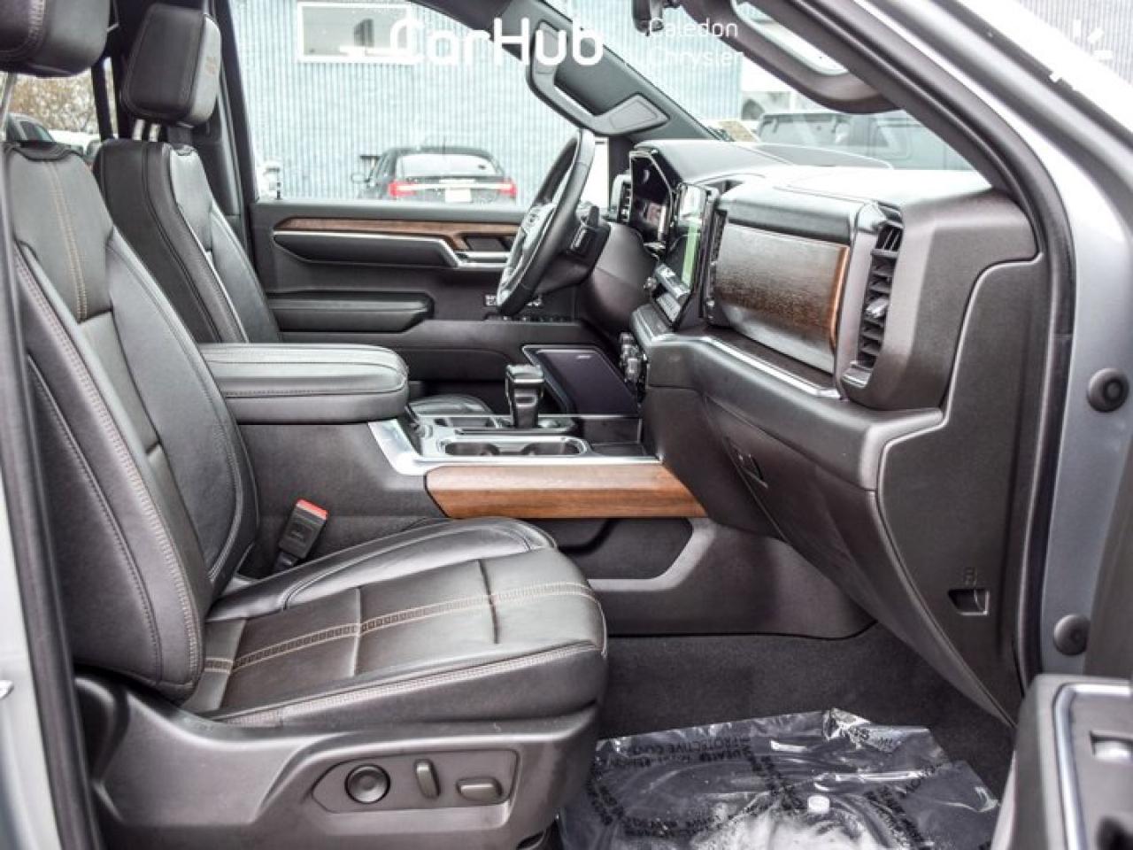 2023 Chevrolet Silverado 1500 High Country Photo