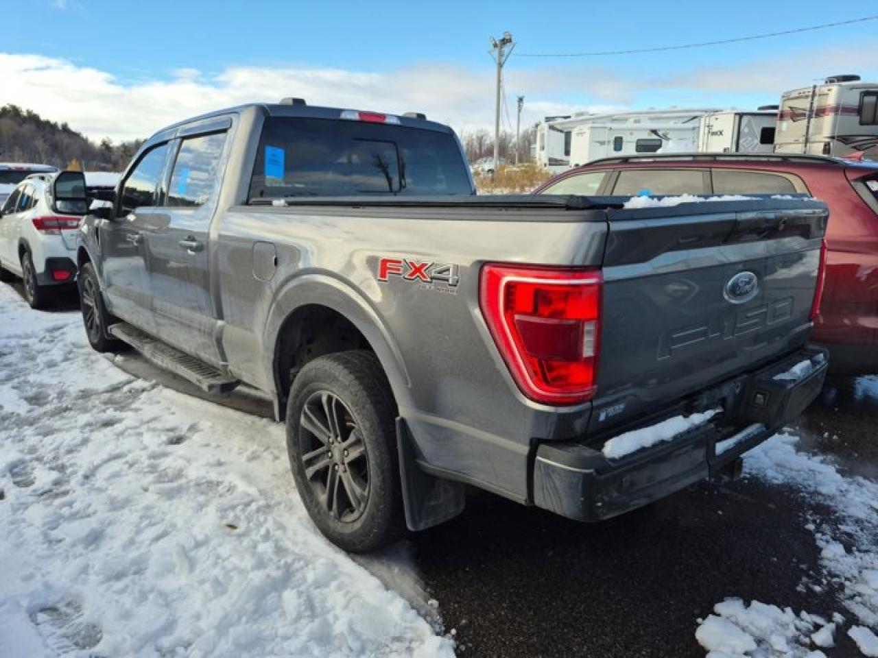 2021 Ford F-150 XLT Crew 4X4 | 302A | 6.5' Box | Max Tow Pkg | FX4 | Nav | Tailgate Step | Remote Start and More ! Photo3