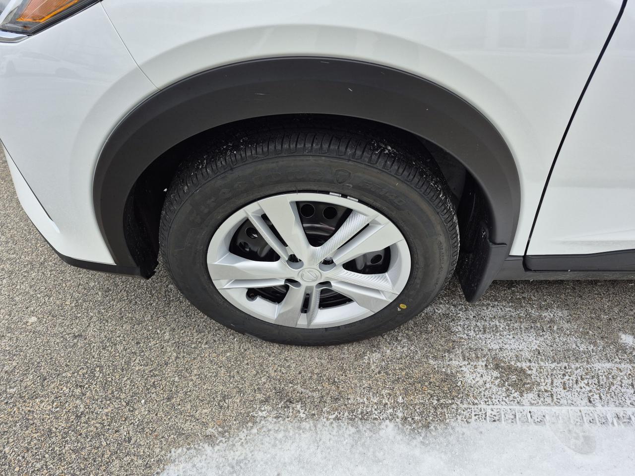 2025 Nissan Kicks Play S FWD Photo14