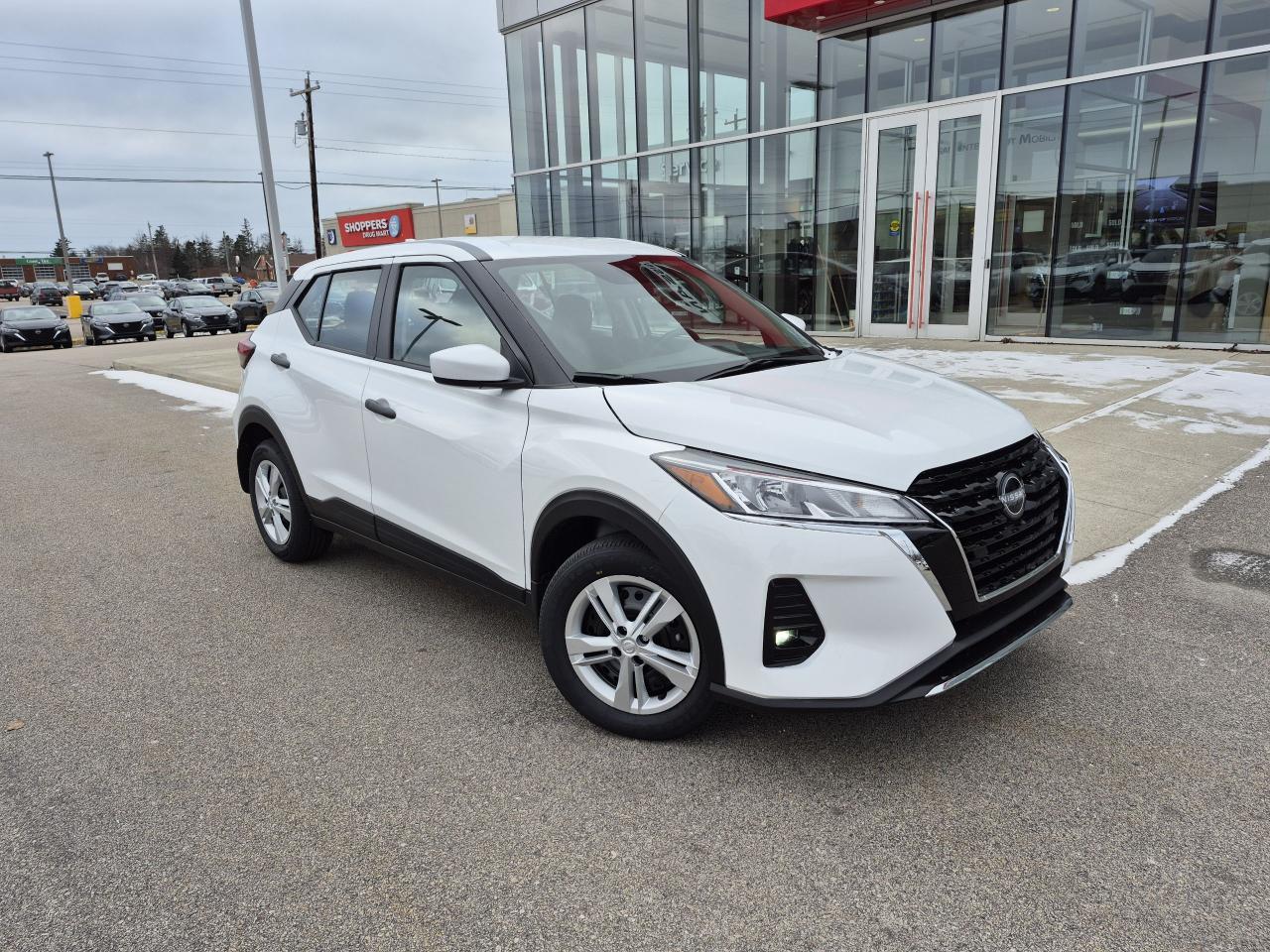 2025 Nissan Kicks Play 