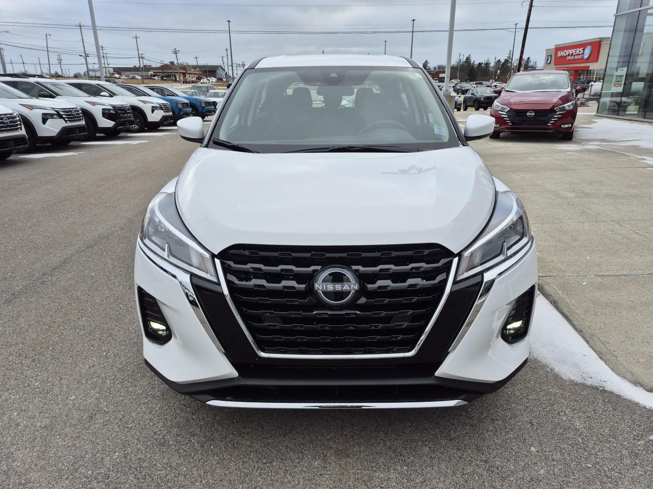 2025 Nissan Kicks Play S FWD Photo17