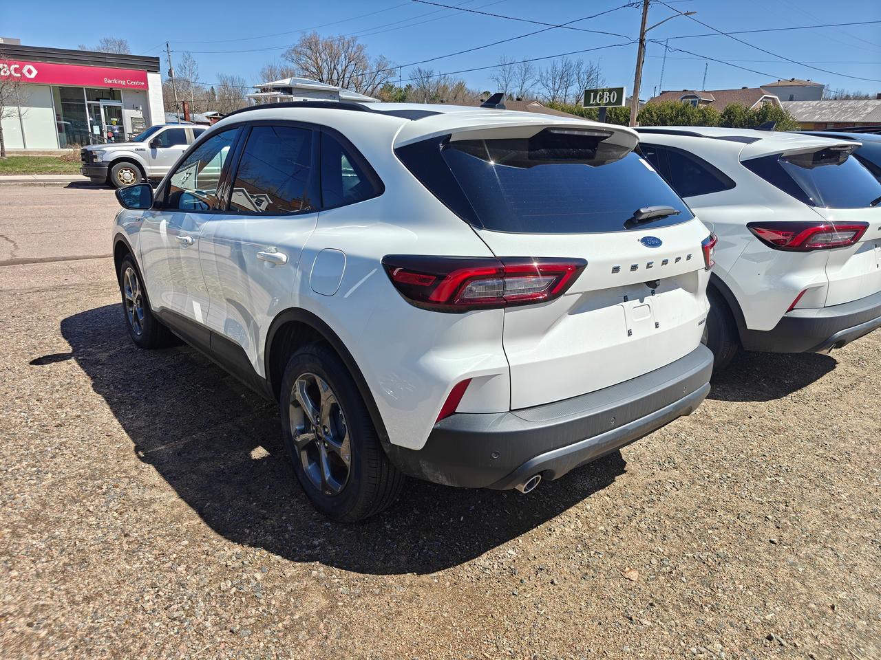 2025 Ford Escape ST-Line AWD Photo1