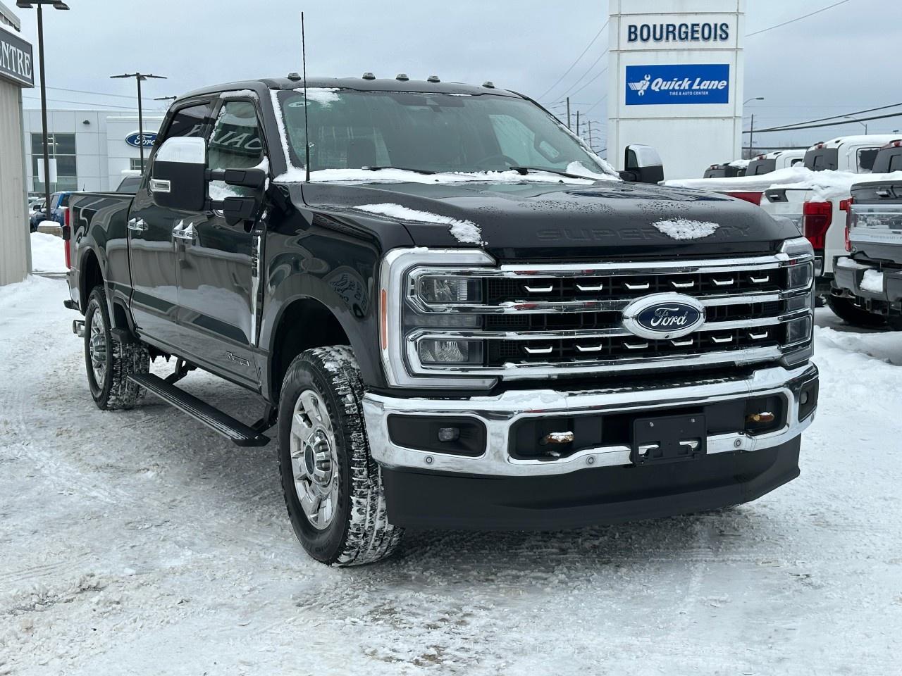 2023 Ford F-250 Super Duty SRW LARIAT 4WD CREW CAB 6.75' BOX Photo