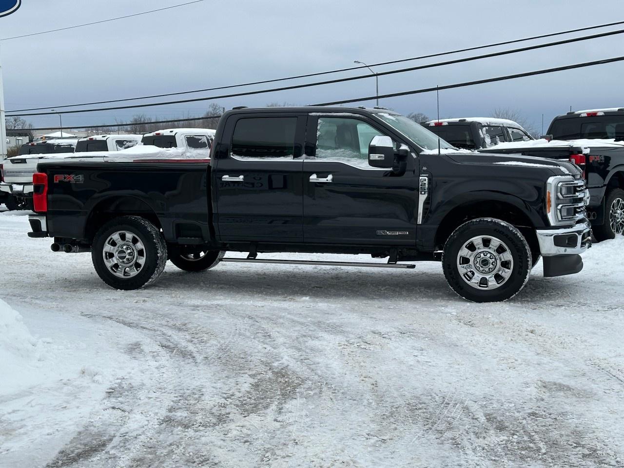 2023 Ford F-250 Super Duty SRW LARIAT 4WD CREW CAB 6.75' BOX Photo