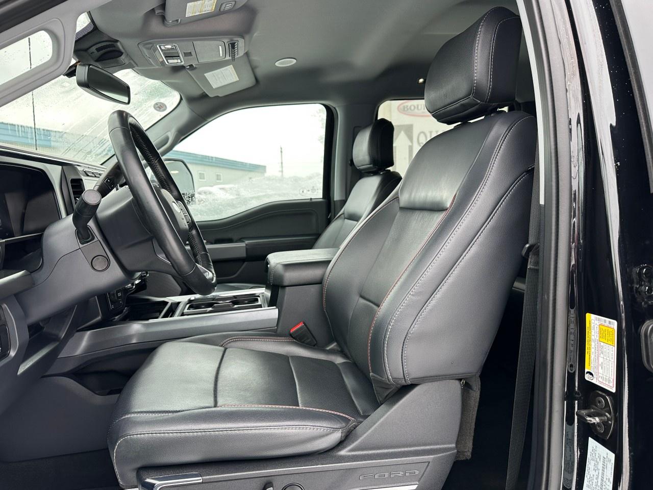 2023 Ford F-250 Super Duty SRW LARIAT 4WD CREW CAB 6.75' BOX Photo