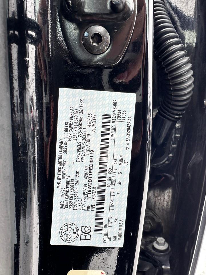 2023 Ford F-250 Super Duty SRW LARIAT 4WD CREW CAB 6.75' BOX Photo