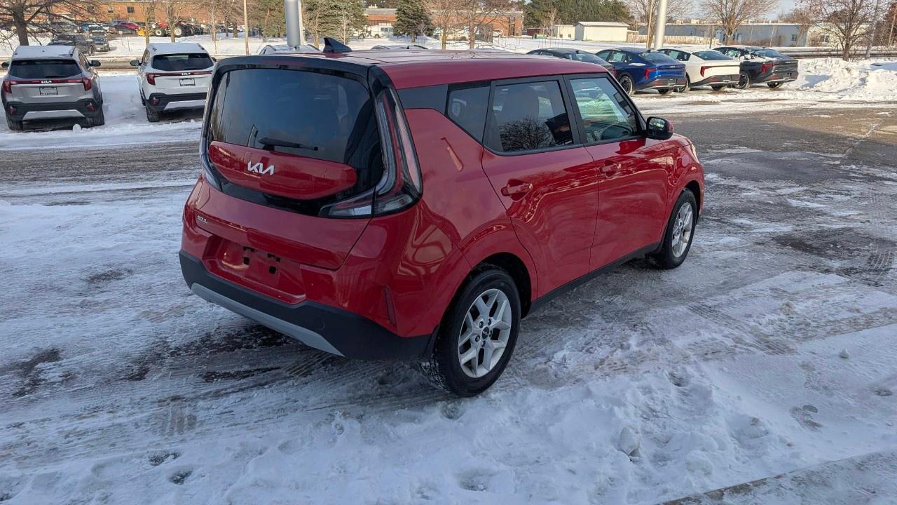 2023 Kia Soul EX IVT Photo