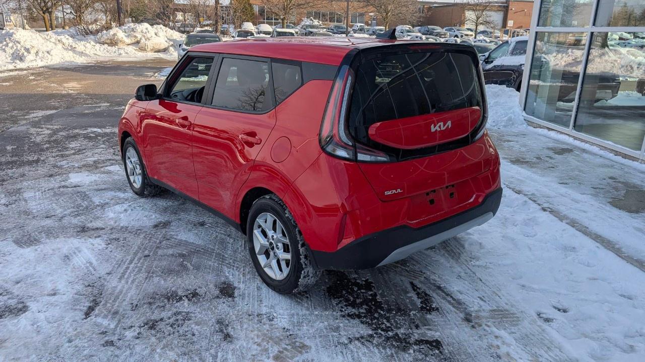 2023 Kia Soul EX IVT Photo