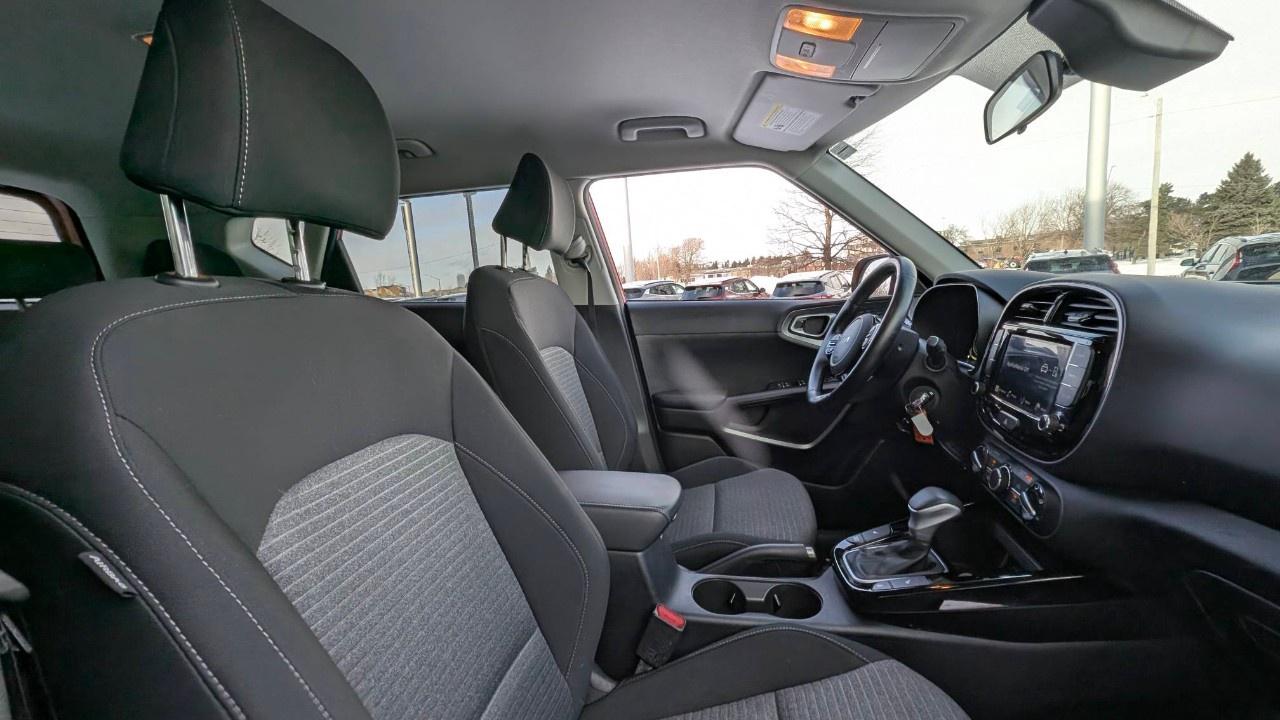 2023 Kia Soul EX IVT Photo