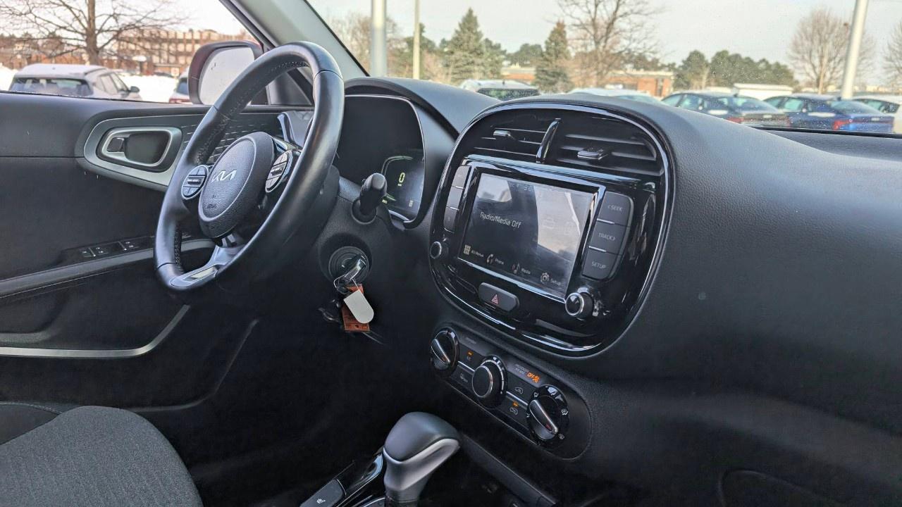 2023 Kia Soul EX IVT Photo