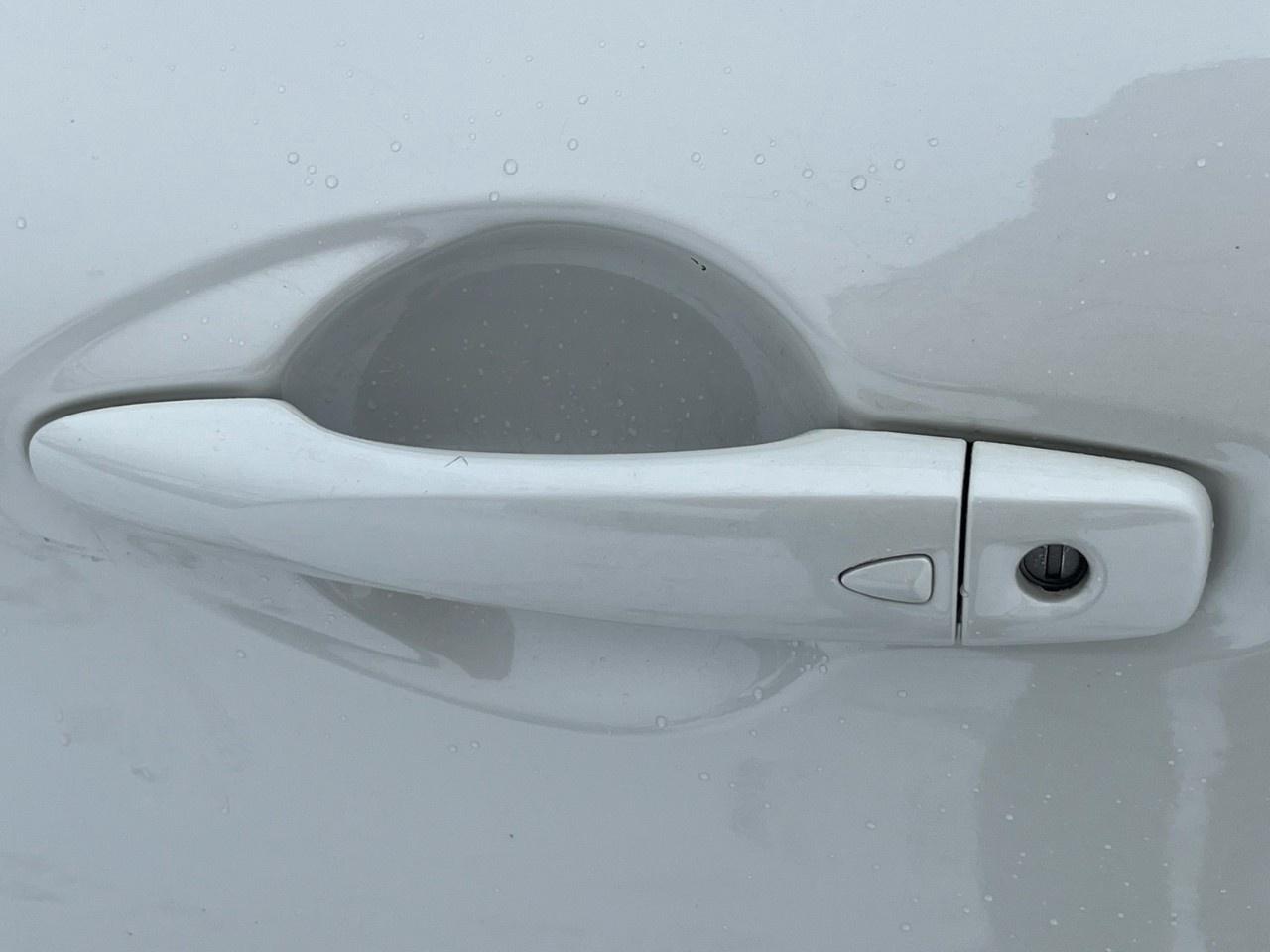 2023 Nissan Qashqai AWD SL CVT Photo3