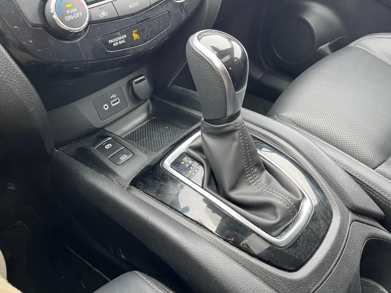 2023 Nissan Qashqai AWD SL CVT Photo