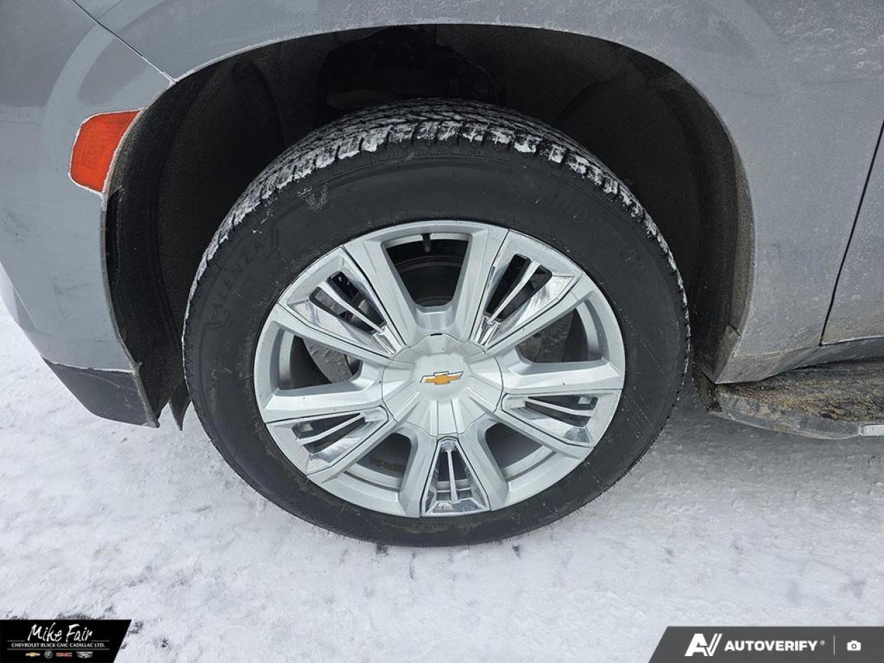 2023 Chevrolet Tahoe Premier 10 Speaker BOSE Audio System, Wireless Charging for Devices, Keyless Open/ Lock and Start Photo