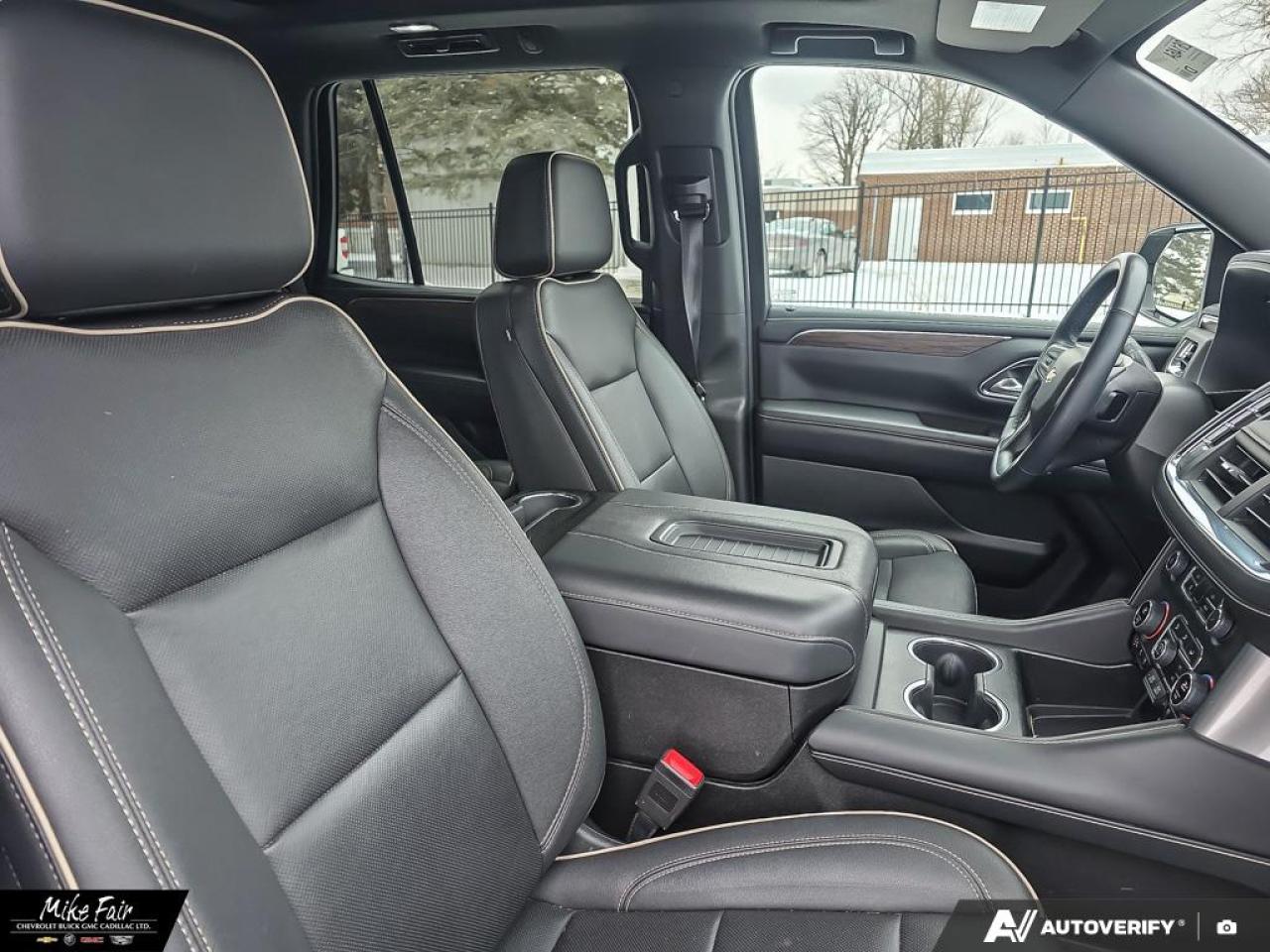 2023 Chevrolet Tahoe Premier 10 Speaker BOSE Audio System, Wireless Charging for Devices, Keyless Open/ Lock and Start Photo