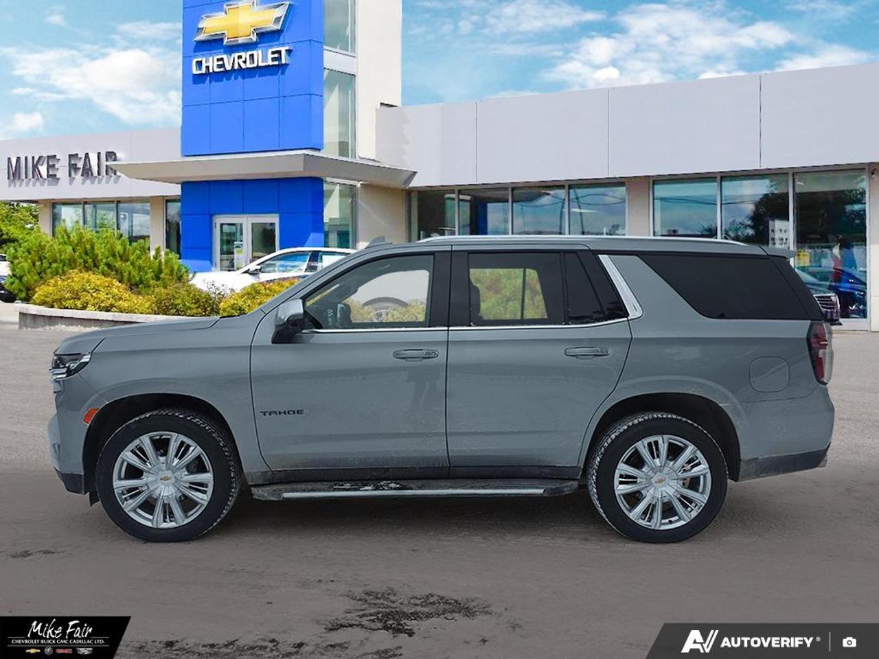 2023 Chevrolet Tahoe Premier 10 Speaker BOSE Audio System, Wireless Charging for Devices, Keyless Open/ Lock and Start Photo