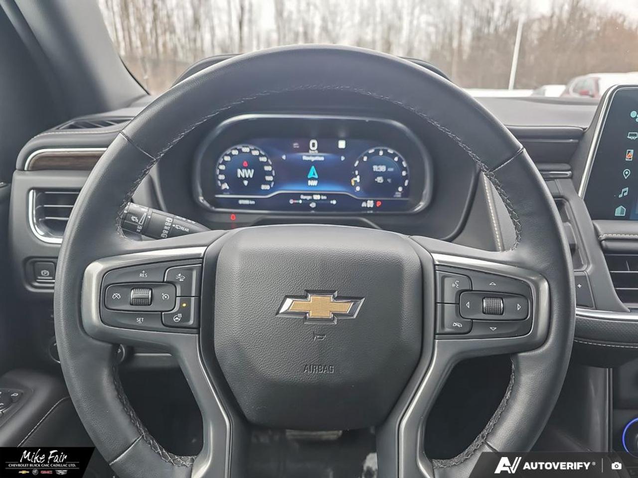 2023 Chevrolet Tahoe Premier 10 Speaker BOSE Audio System, Wireless Charging for Devices, Keyless Open/ Lock and Start Photo